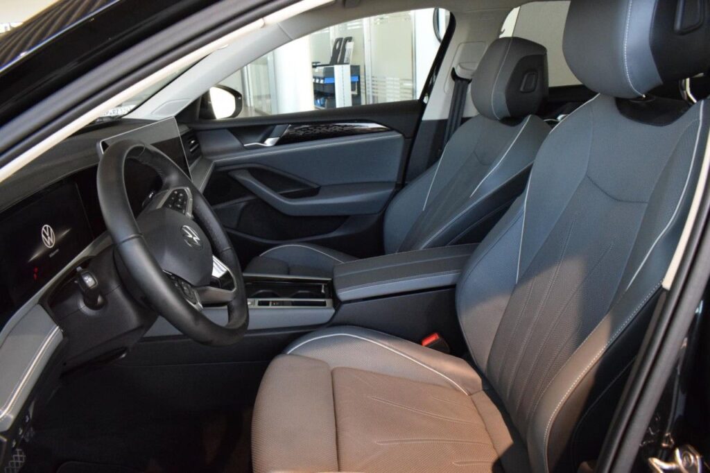Volkswagen Passat Variant Exposé-Bild 5