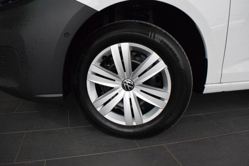 webc vehicle 144676 423148770 017.jpg