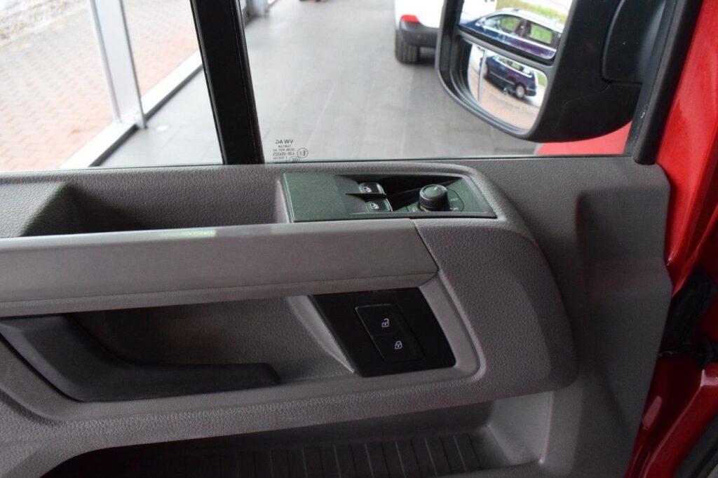 webc vehicle 150266 423383557 006.jpg
