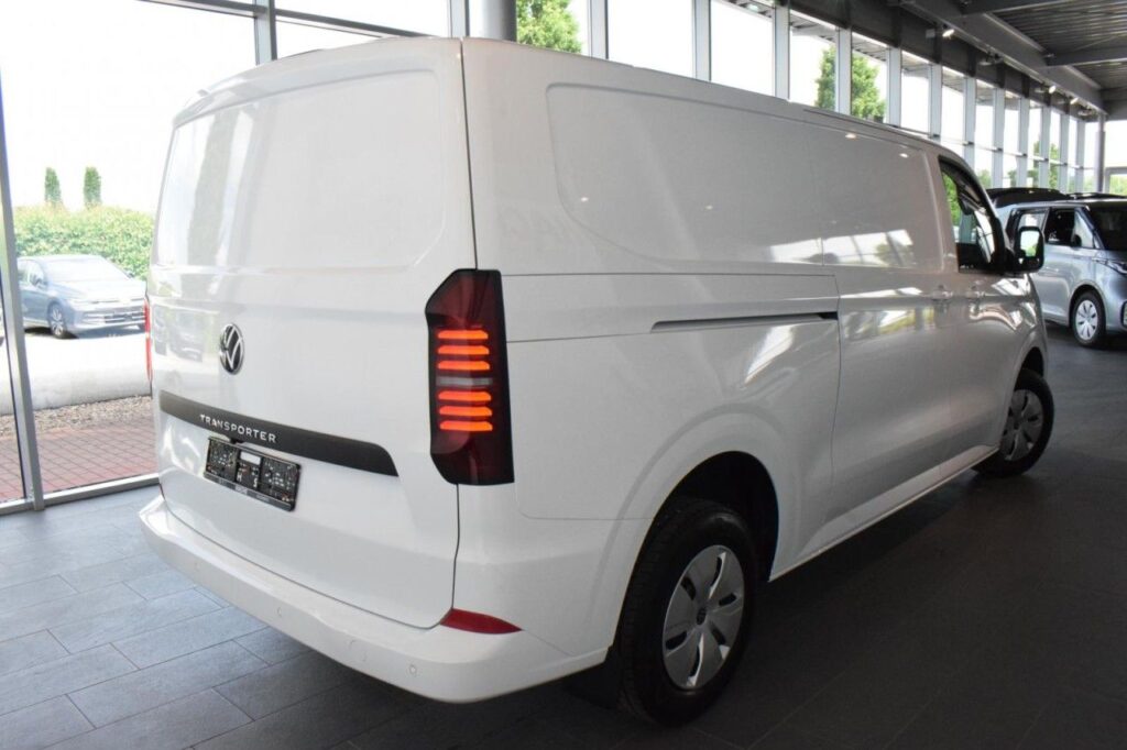webc vehicle 166535 424004426 003.jpg