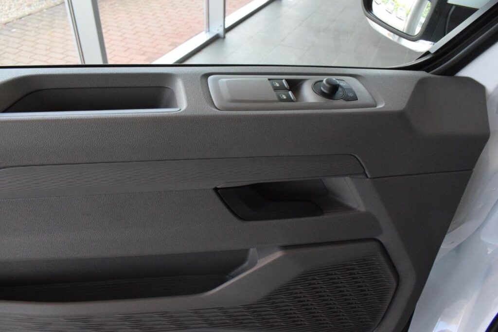webc vehicle 166535 424004426 006.jpg