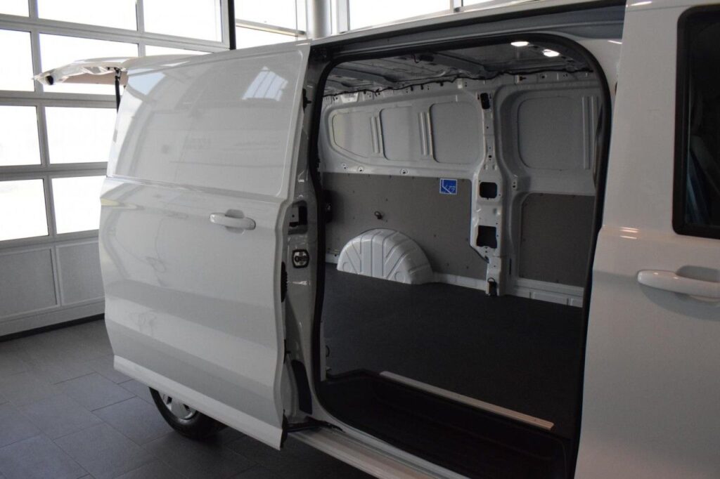 webc vehicle 166535 424004426 014.jpg