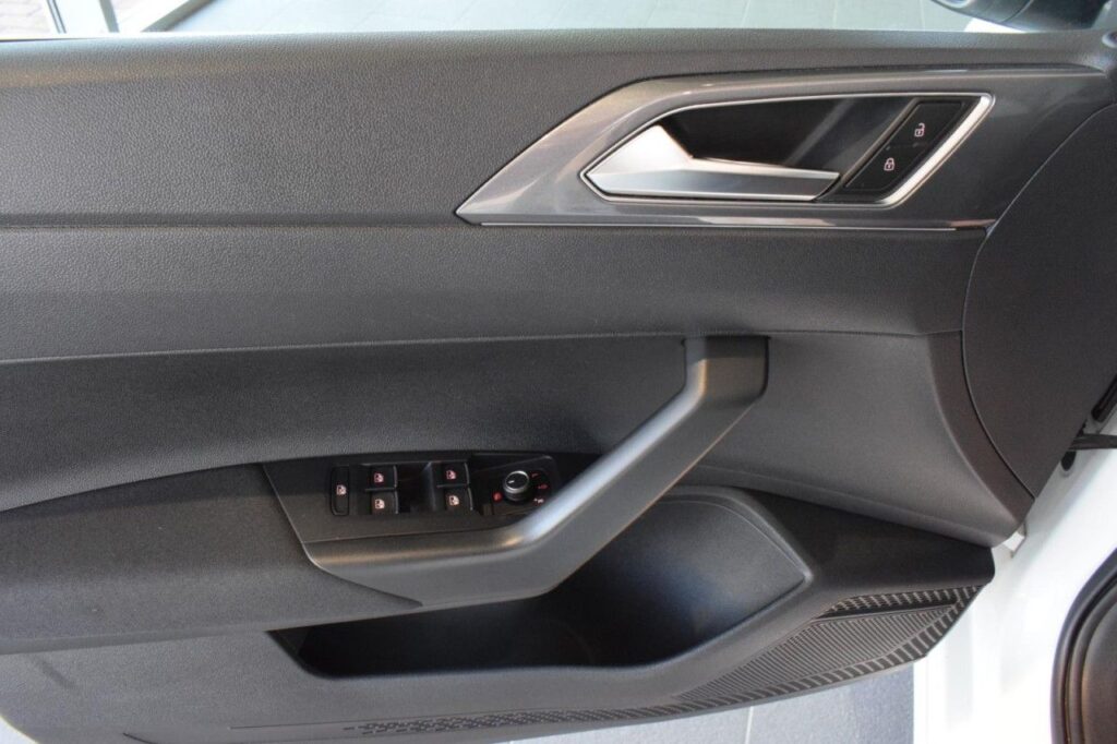 Volkswagen Polo Exposé-Bild 6