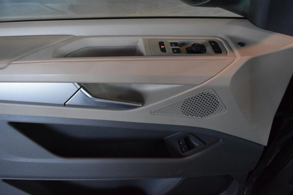 webc vehicle 190323 424781376 006.jpg