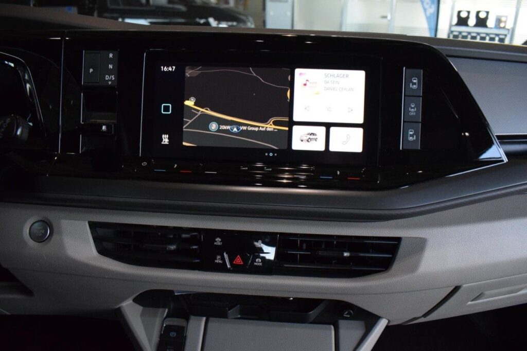 webc vehicle 190323 424781376 012.jpg