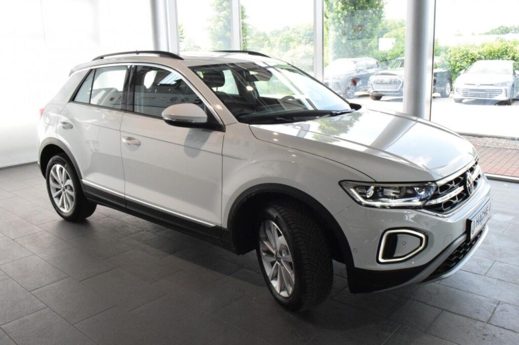 webc vehicle 238636 426749849 003.jpg