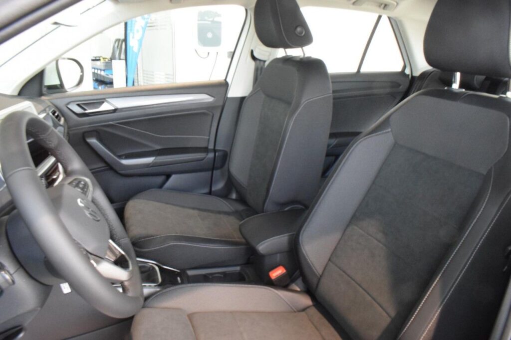 webc vehicle 238636 426749849 006.jpg