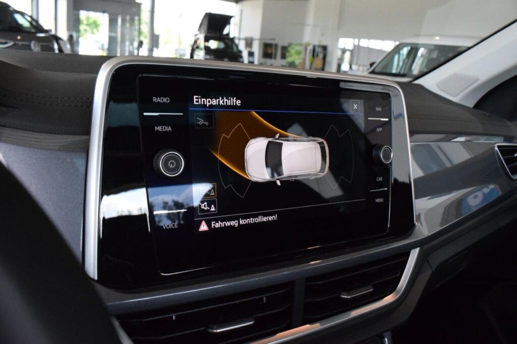 webc vehicle 238636 426749849 016.jpg