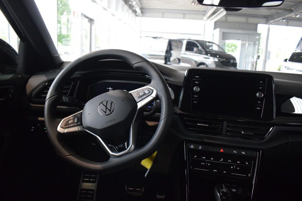 webc vehicle 238637 426749862 011.jpg