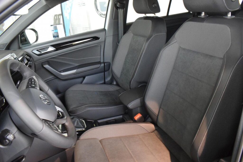 webc vehicle 238638 426749866 006.jpg