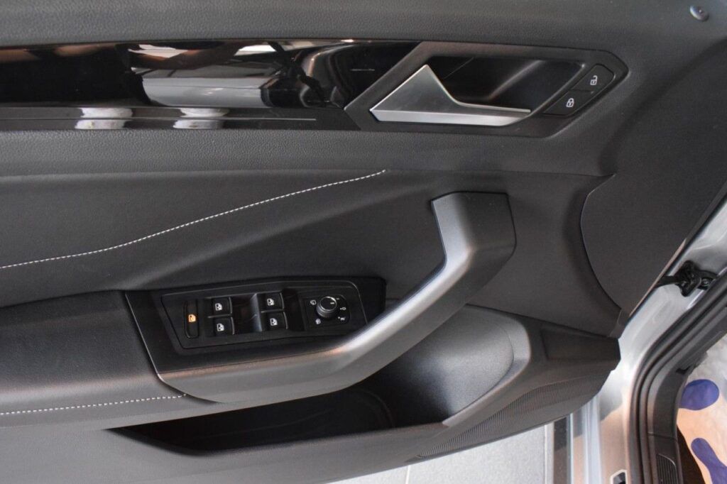 webc vehicle 238638 426749866 007.jpg