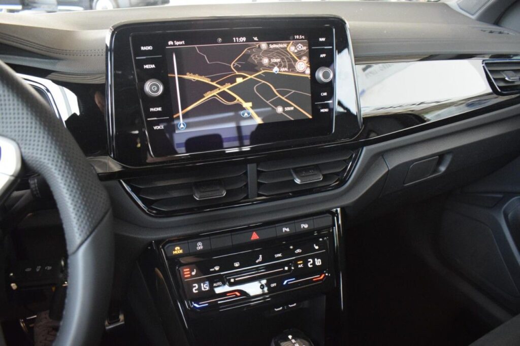 webc vehicle 238638 426749866 013.jpg