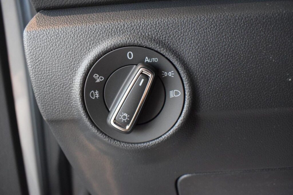 webc vehicle 238638 426749866 017.jpg