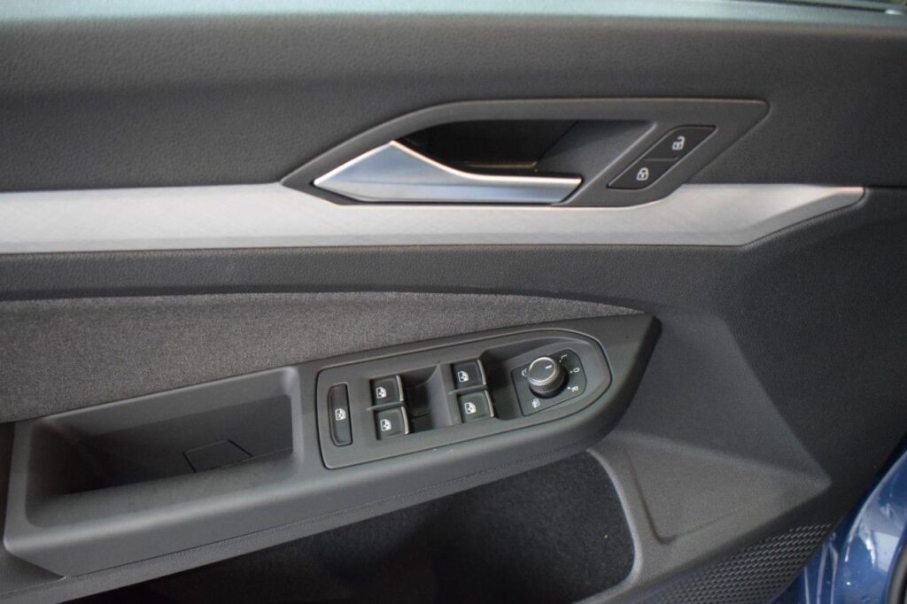 webc vehicle 25029 425400044 006.jpg