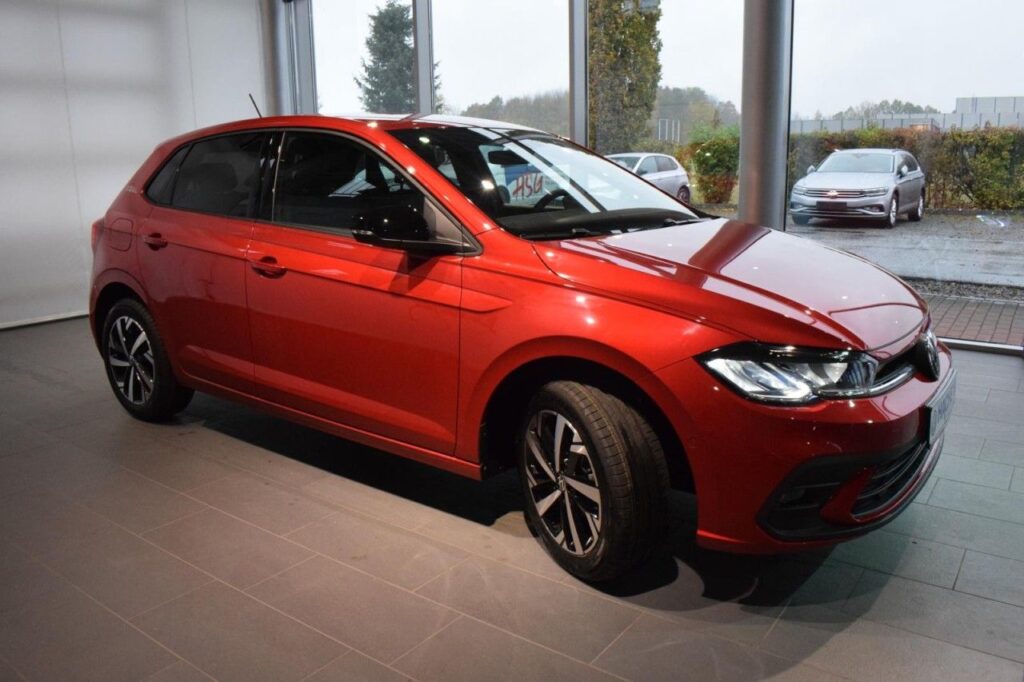 webc vehicle 25050 428789217 002.jpg