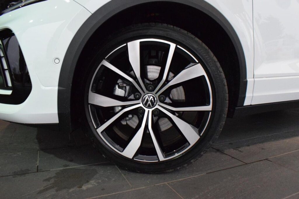 webc vehicle 25056 410183041 019.jpg