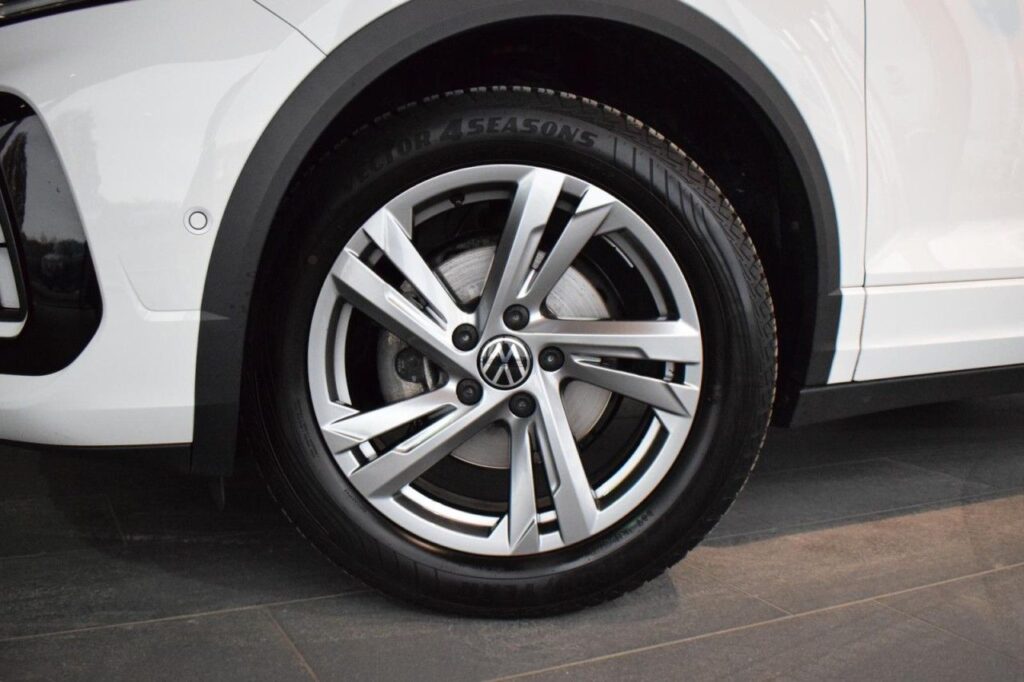 webc vehicle 25075 414127949 019.jpg