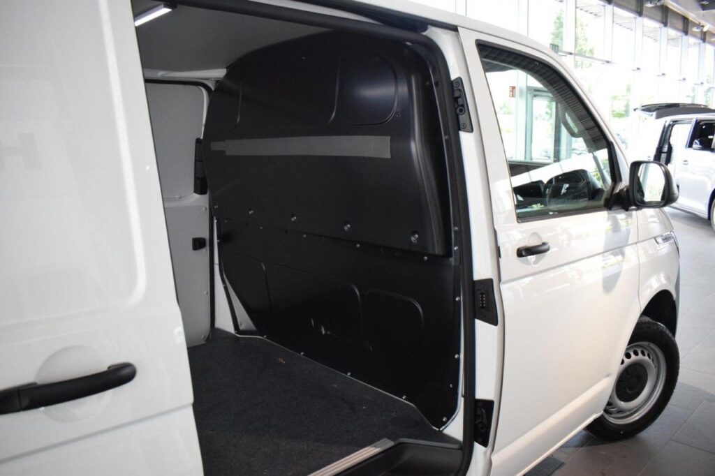 webc vehicle 254028 427298153 010.jpg