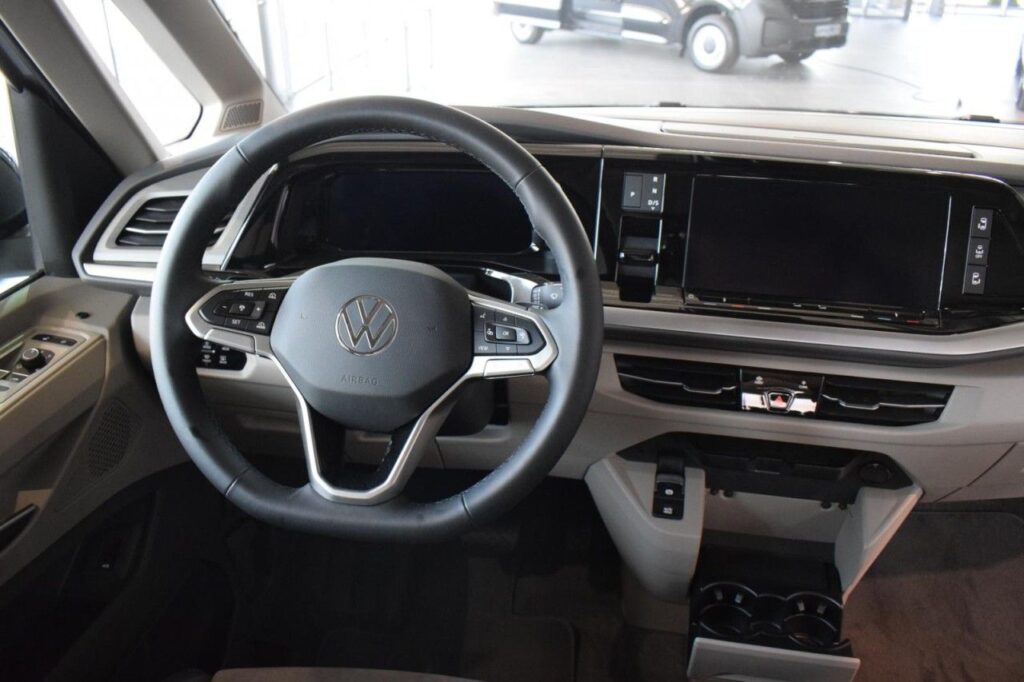 webc vehicle 256553 427410388 011.jpg
