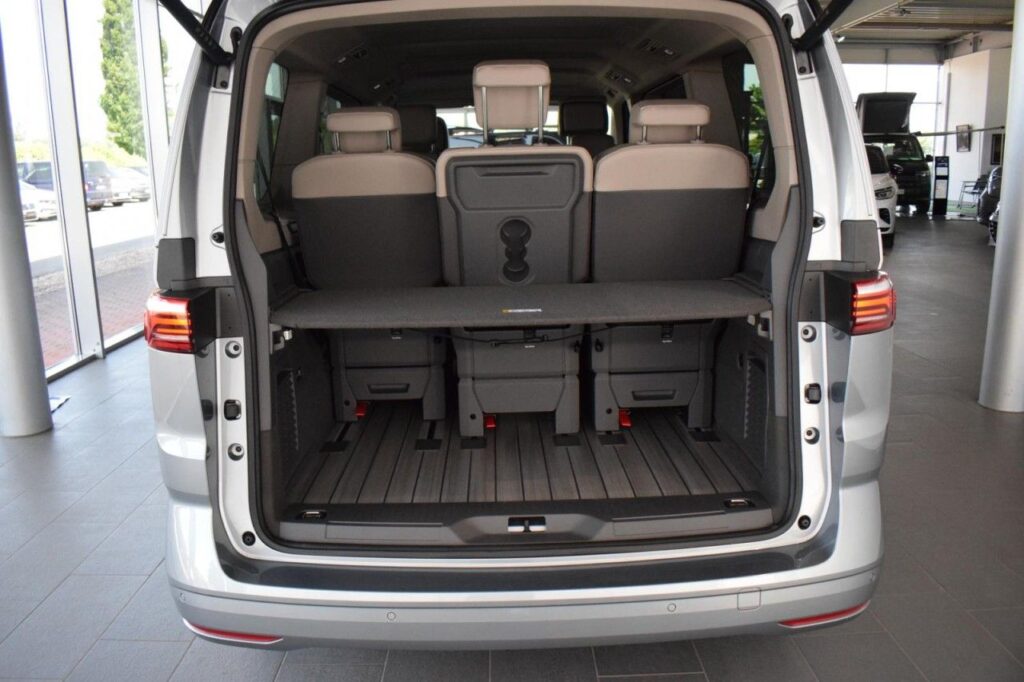 webc vehicle 256553 427410388 012.jpg