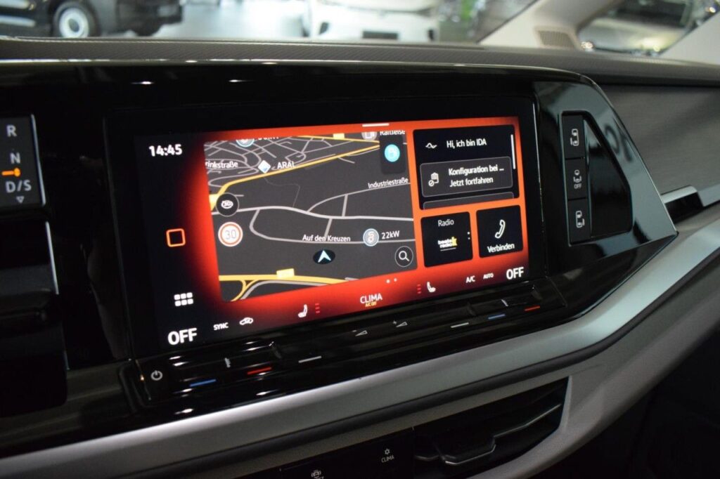 webc vehicle 256553 427410388 016.jpg