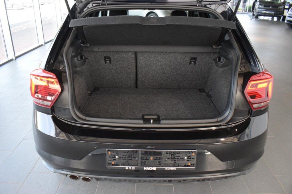 webc vehicle 256555 427455330 009.jpg