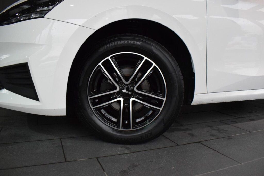 webc vehicle 259075 427536539 016.jpg