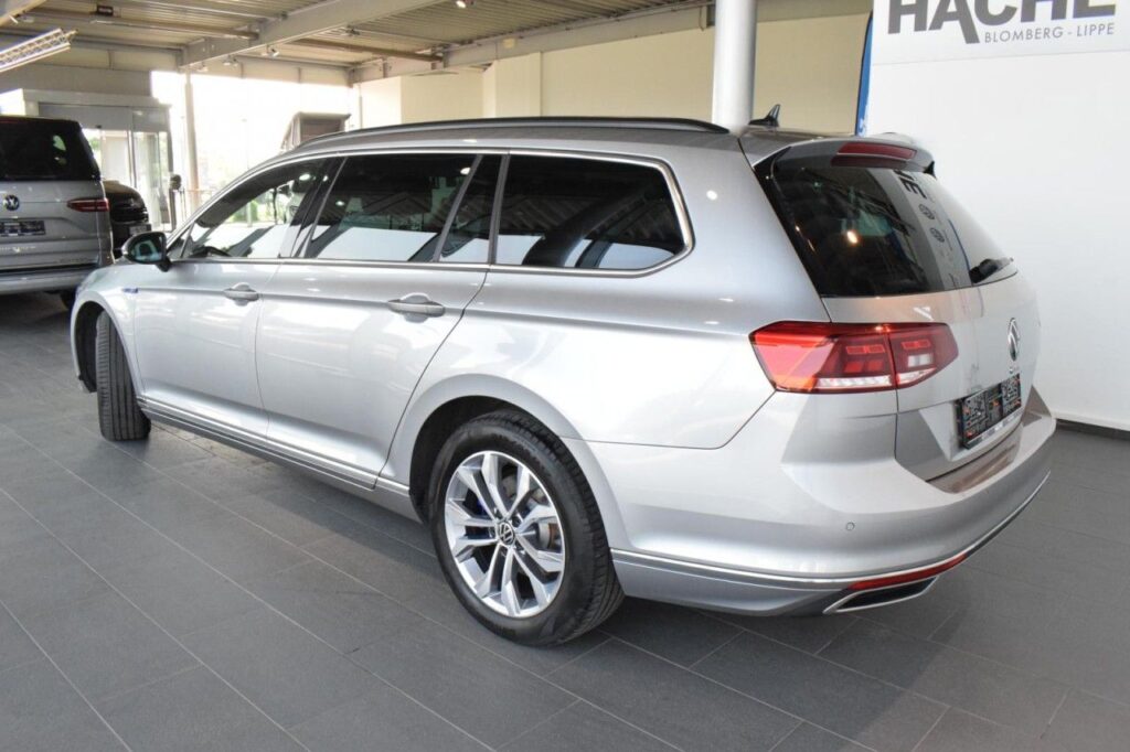 webc vehicle 277273 428244065 004.jpg