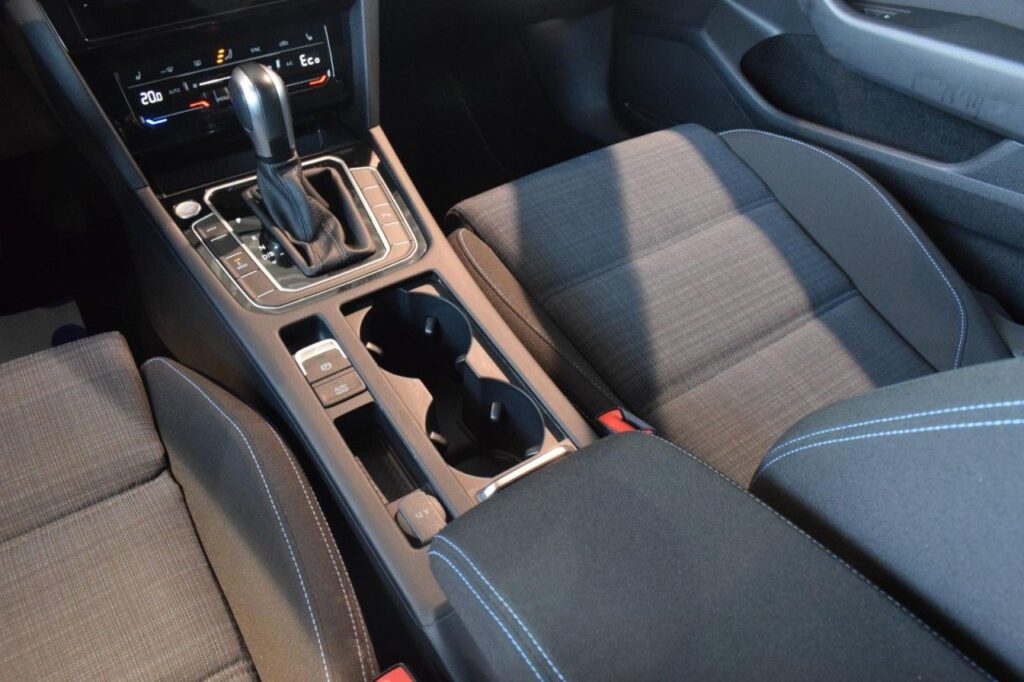 webc vehicle 277273 428244065 011.jpg