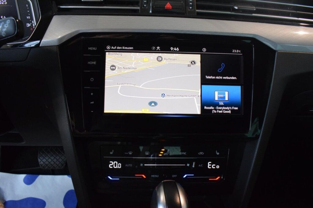 webc vehicle 277273 428244065 012.jpg