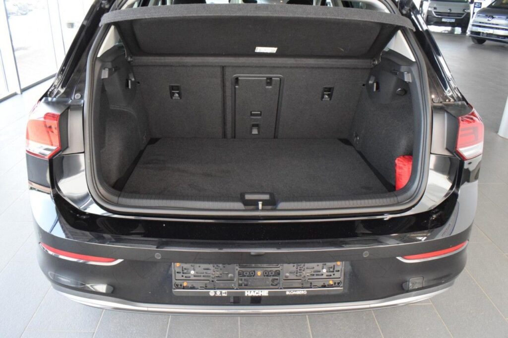 webc vehicle 277274 428244070 009.jpg