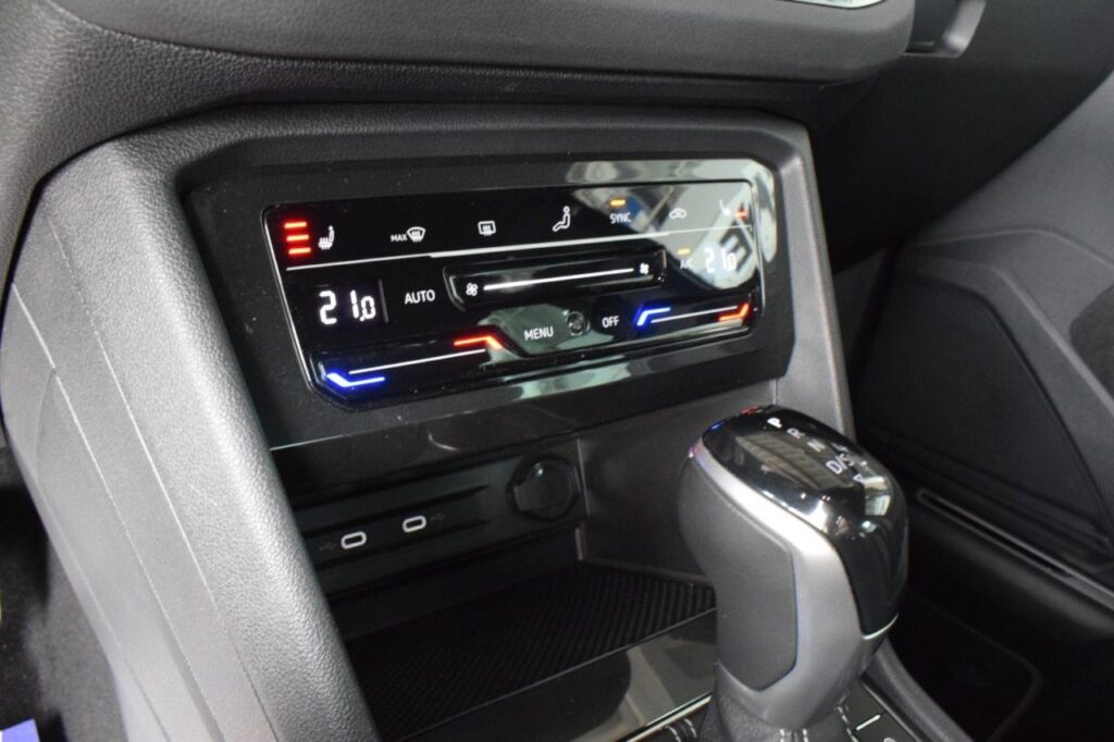 webc vehicle 287114 428552385 013.jpg