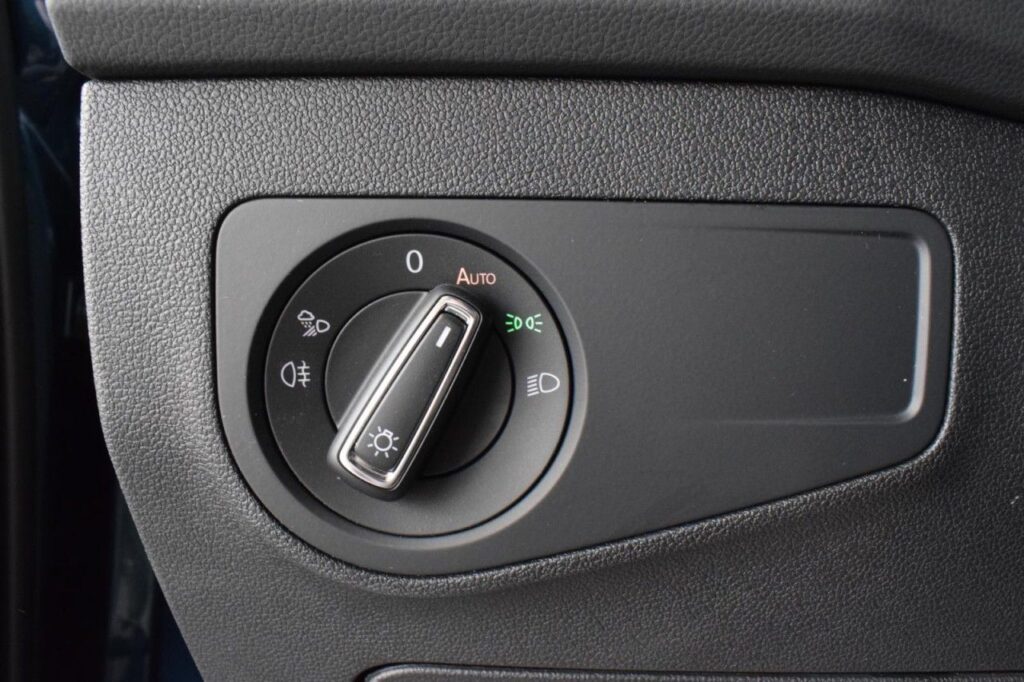 webc vehicle 287114 428552385 016.jpg