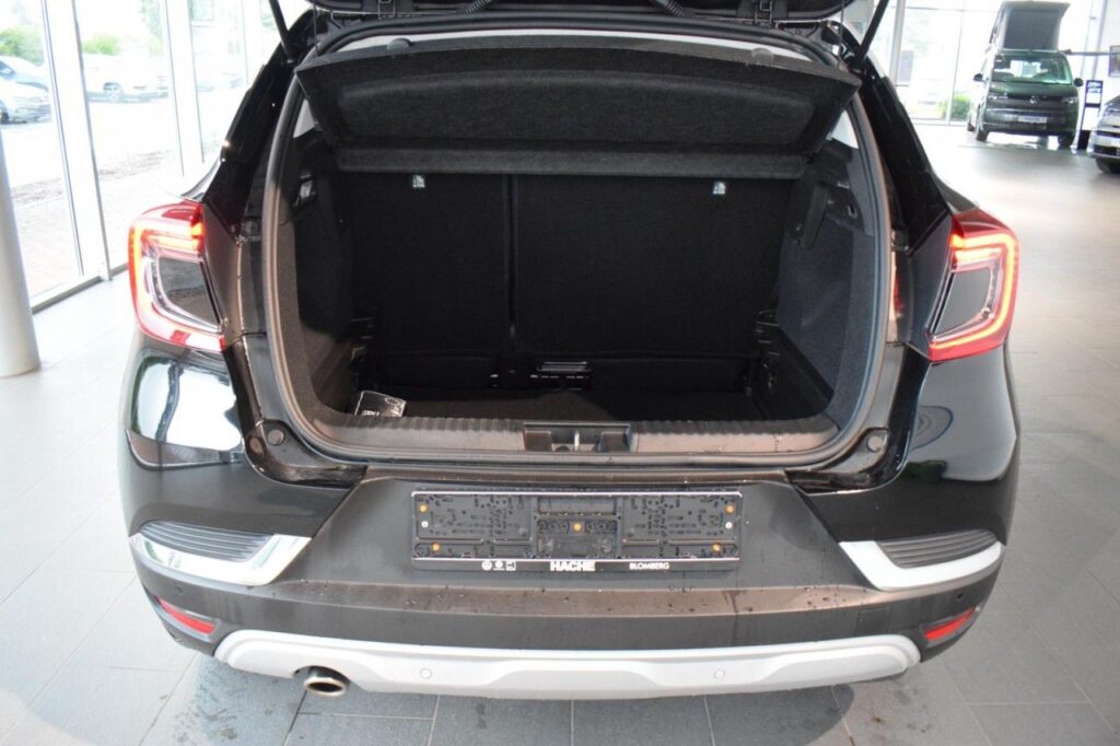 webc vehicle 289629 428684190 009.jpg