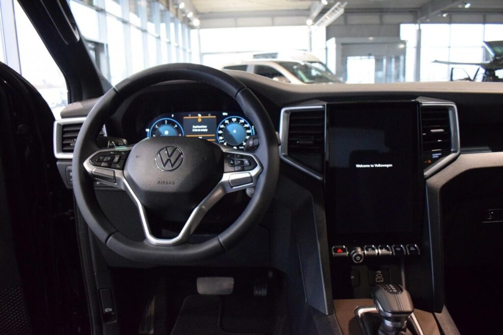 webc vehicle 297323 422544513 012.jpg