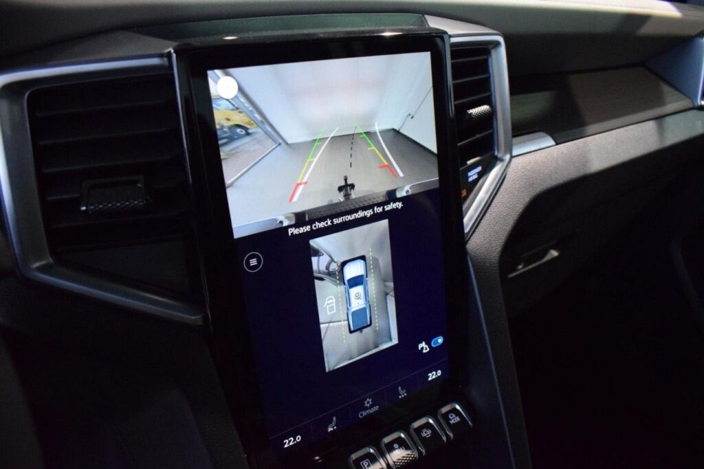 webc vehicle 297323 422544513 015.jpg