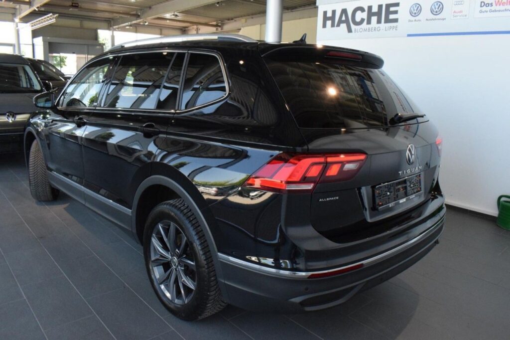 webc vehicle 297325 429009983 004.jpg