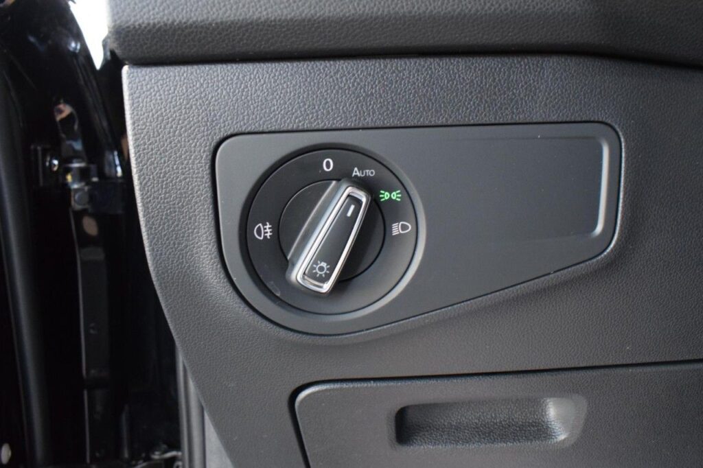 webc vehicle 297325 429009983 015.jpg