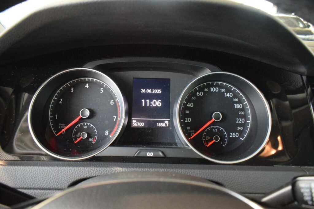 webc vehicle 304921 429267522 015.jpg