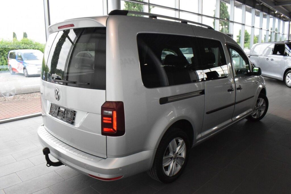 webc vehicle 309975 429490506 003.jpg
