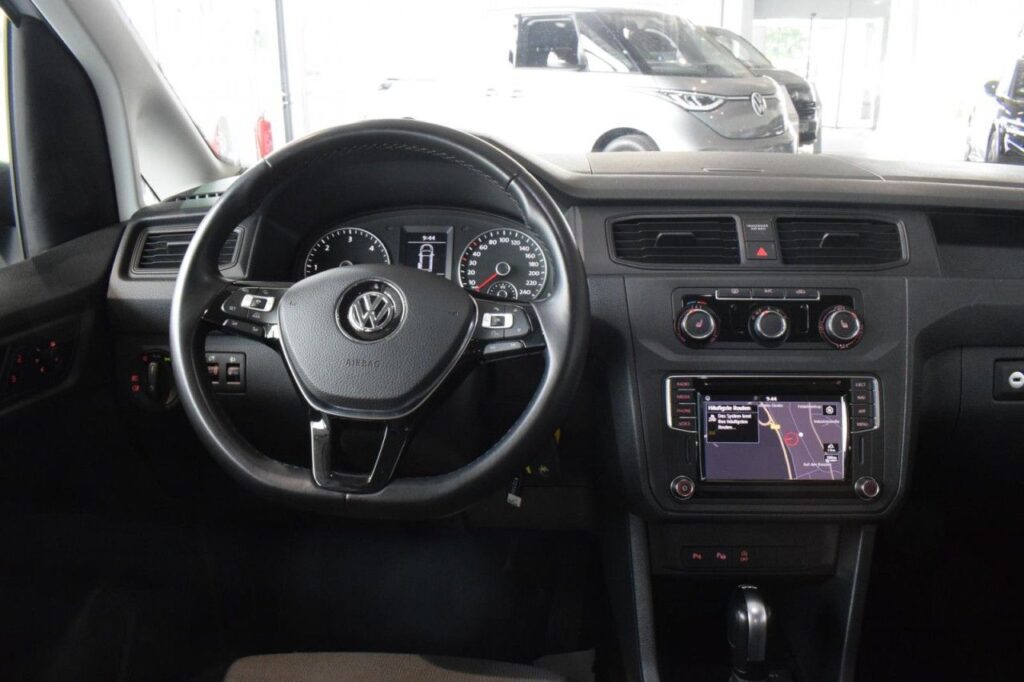 webc vehicle 309975 429490506 010.jpg