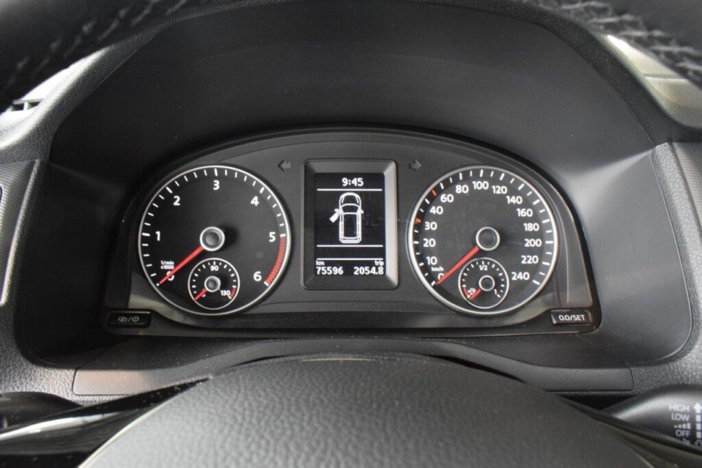 webc vehicle 309975 429490506 014.jpg