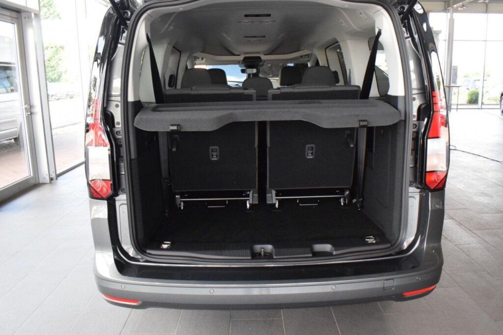webc vehicle 309977 429490522 007.jpg