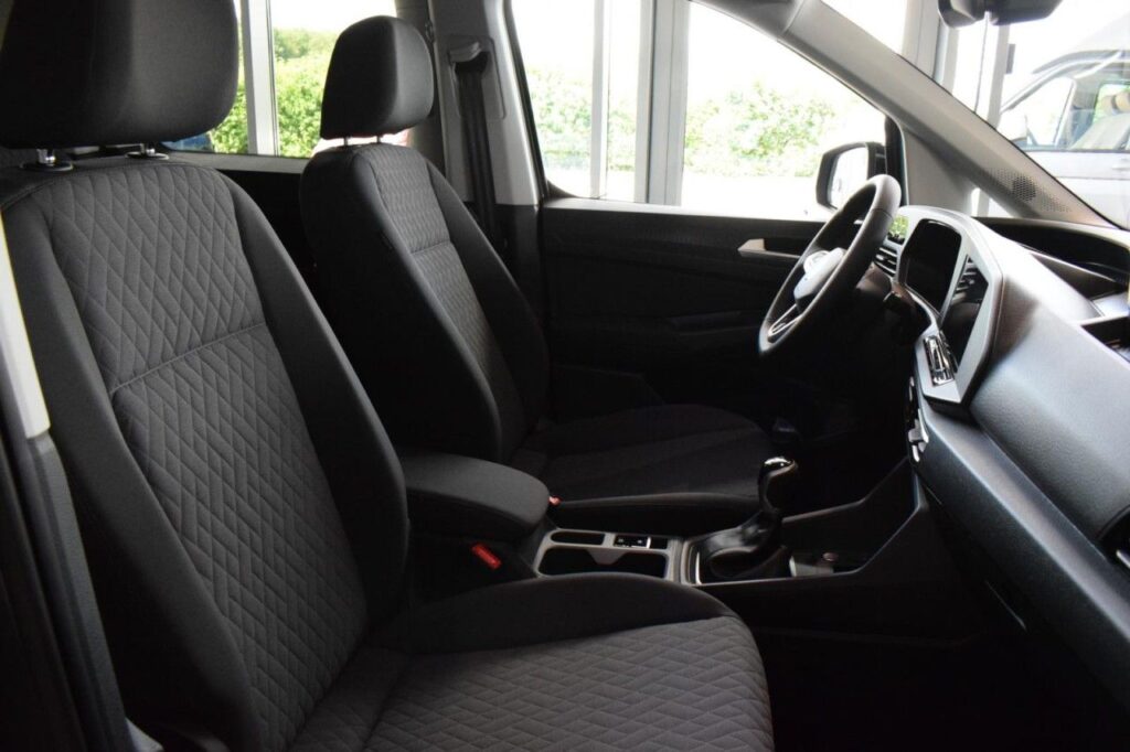 webc vehicle 309977 429490522 010.jpg
