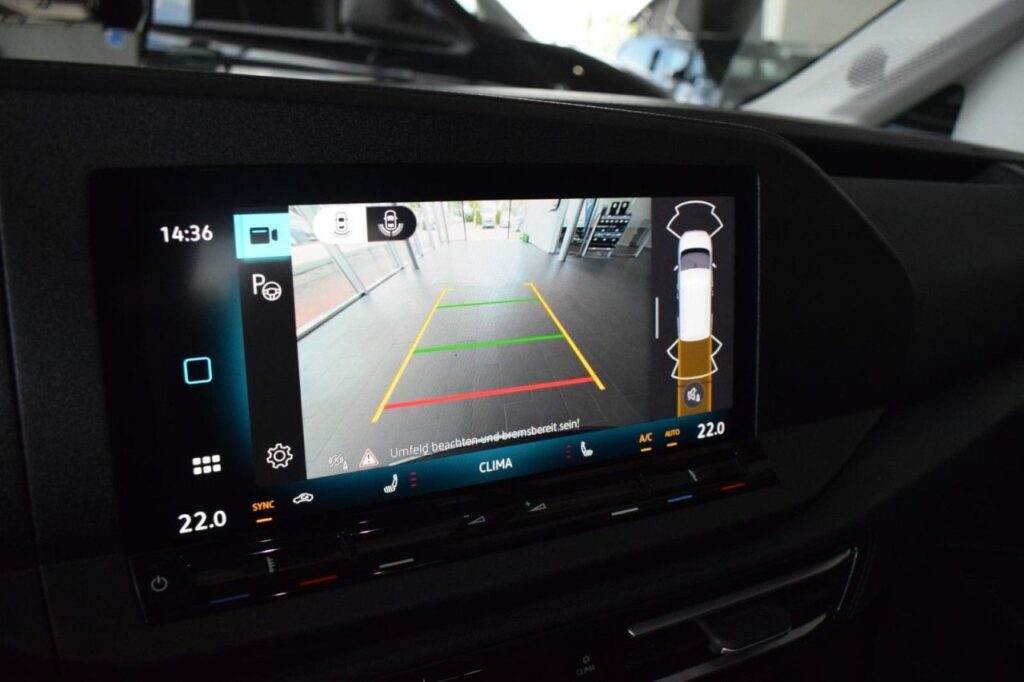 webc vehicle 309977 429490522 014.jpg