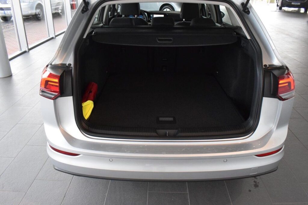 webc vehicle 312513 429554397 009.jpg