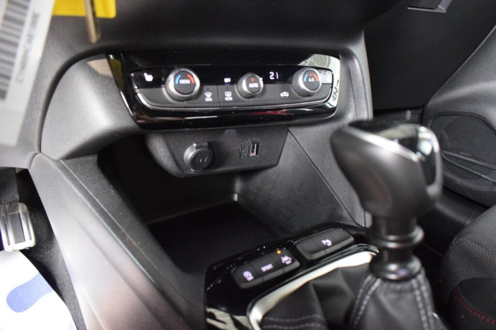 webc vehicle 312514 429586978 013.jpg
