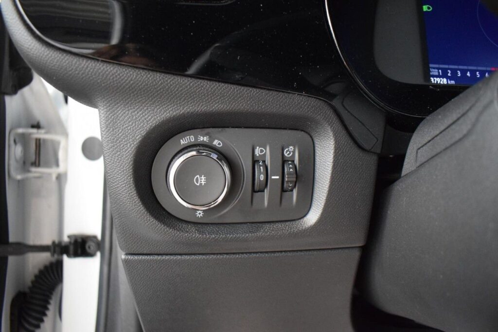webc vehicle 312514 429586978 016.jpg