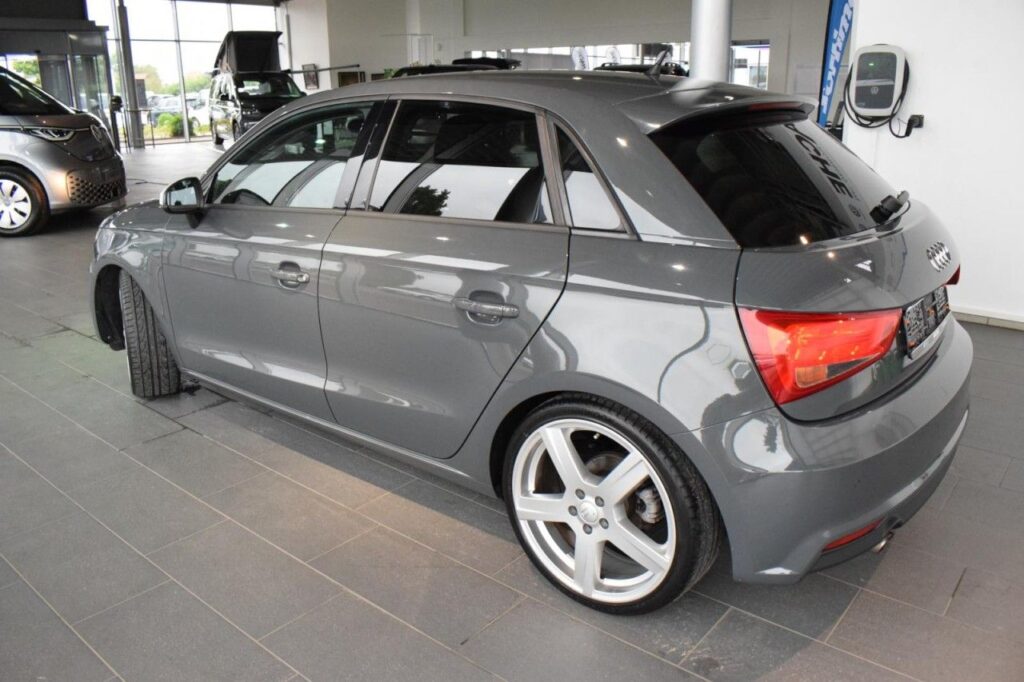 Audi A1 Exposé-Bild 4