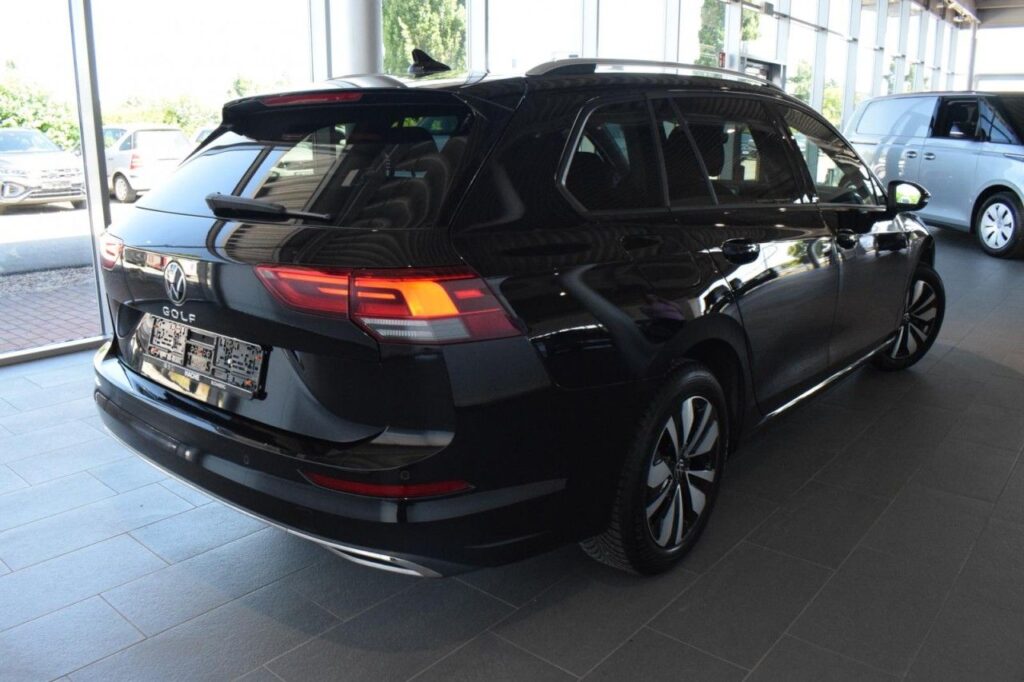 webc vehicle 323073 429892291 003.jpg